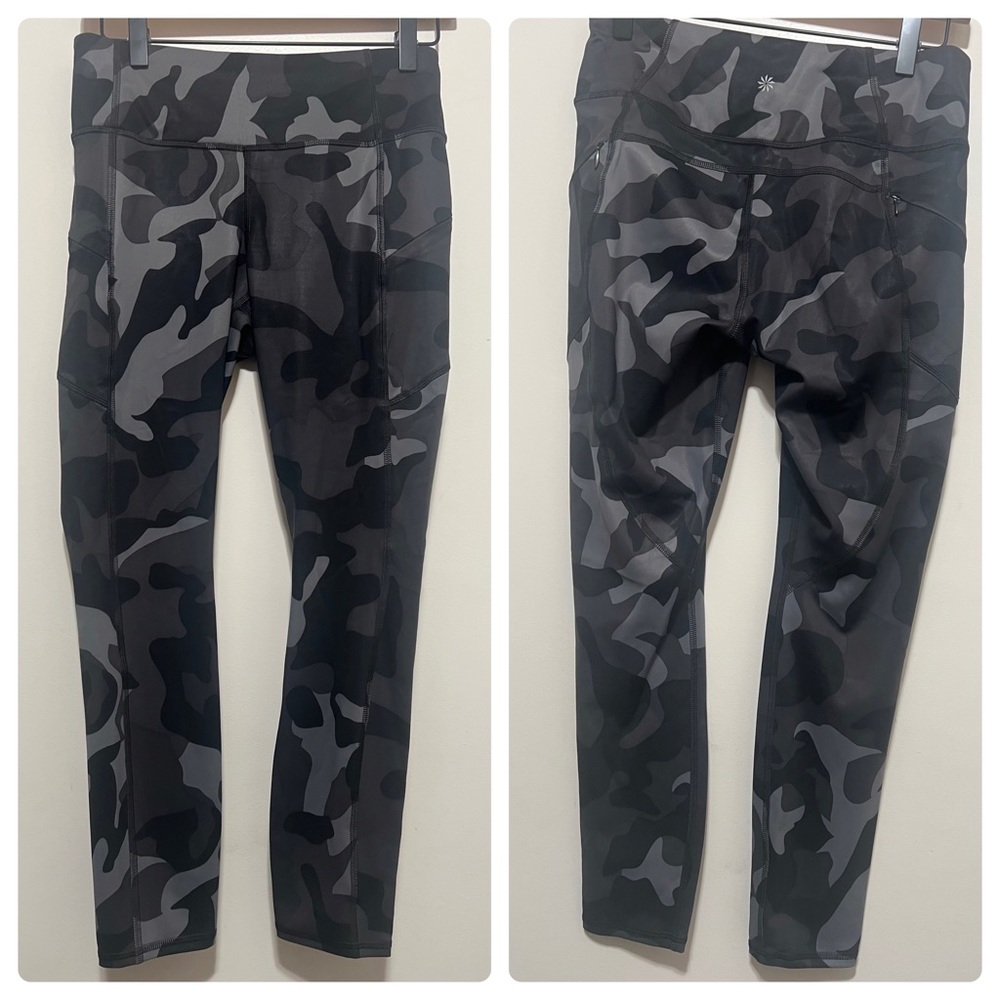 Athleta Camo Athletic leggings zipper pockets black/gray size Small.